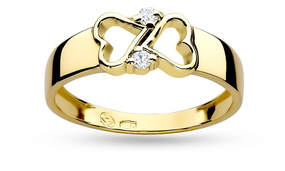 pierścionek zaręczynowy